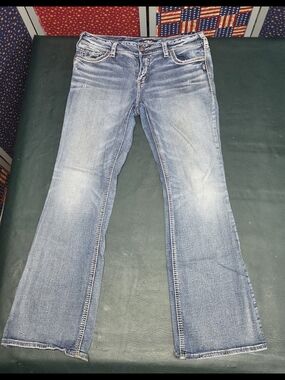 **Silver Jeans Light Blue Flare Jeans**